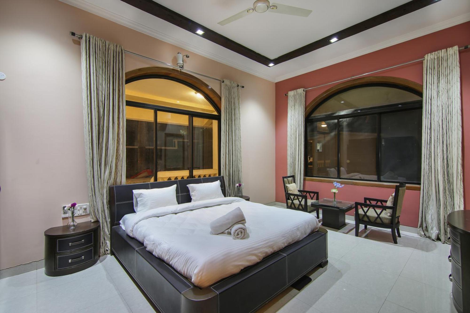 Villa Akbar Spacious 4bhk Grand Pool At Tranqvillas