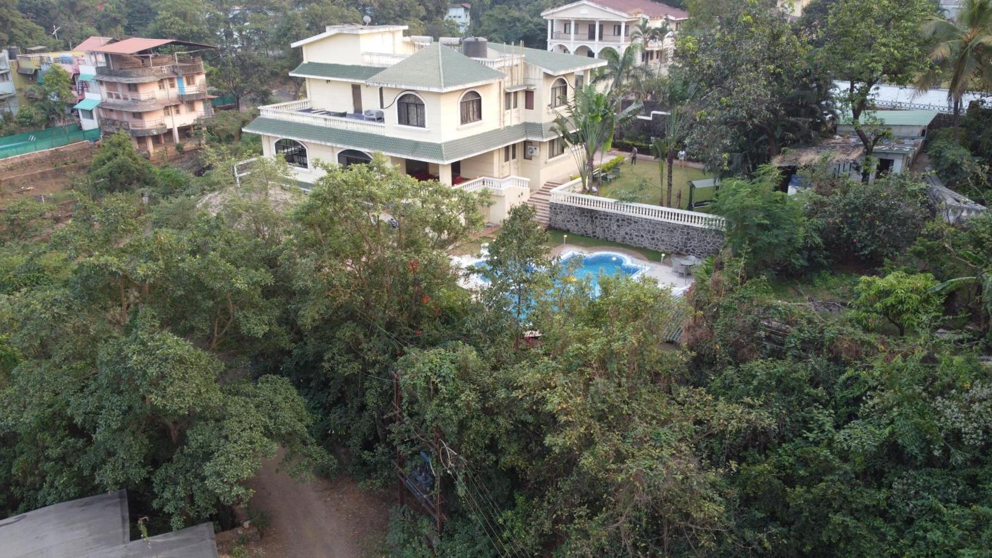 Akbar Spacious 4bhk Grand Pool At Tranqvillas *