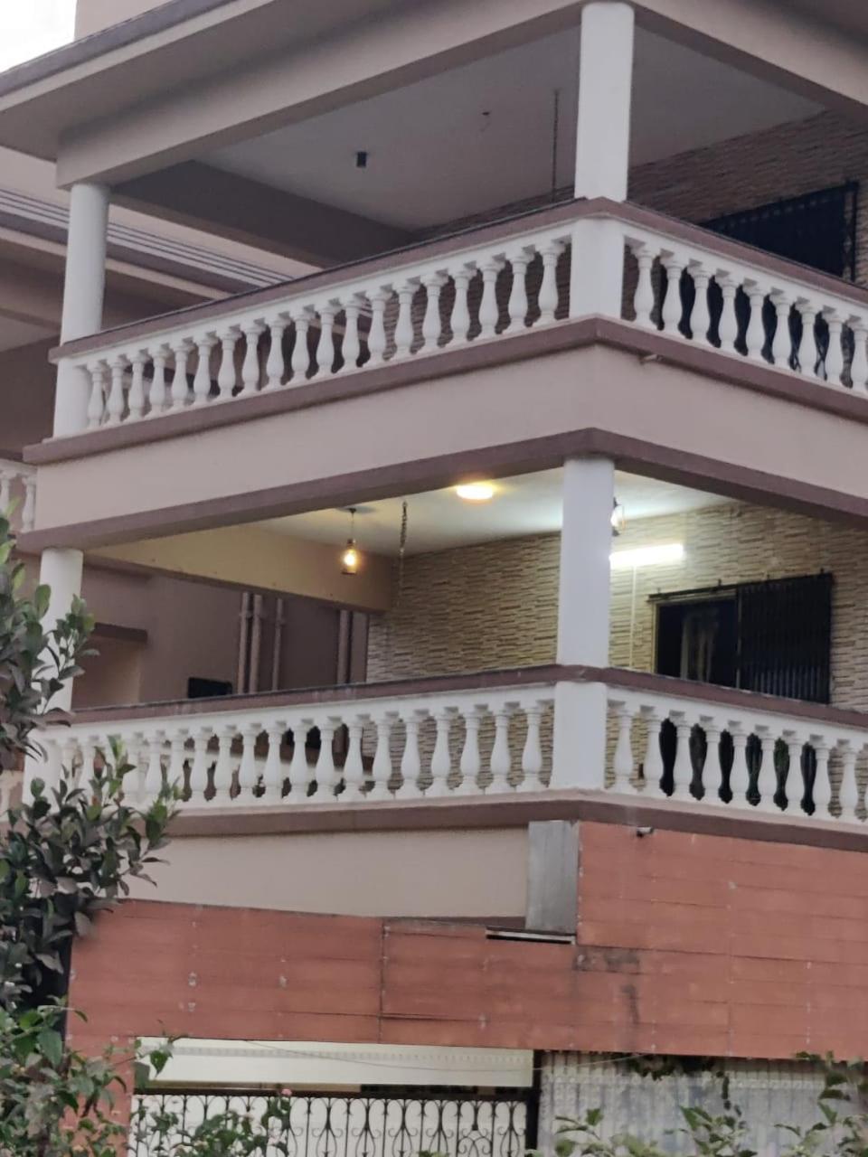 3bhk With Ac And Spacious Balcony For Party