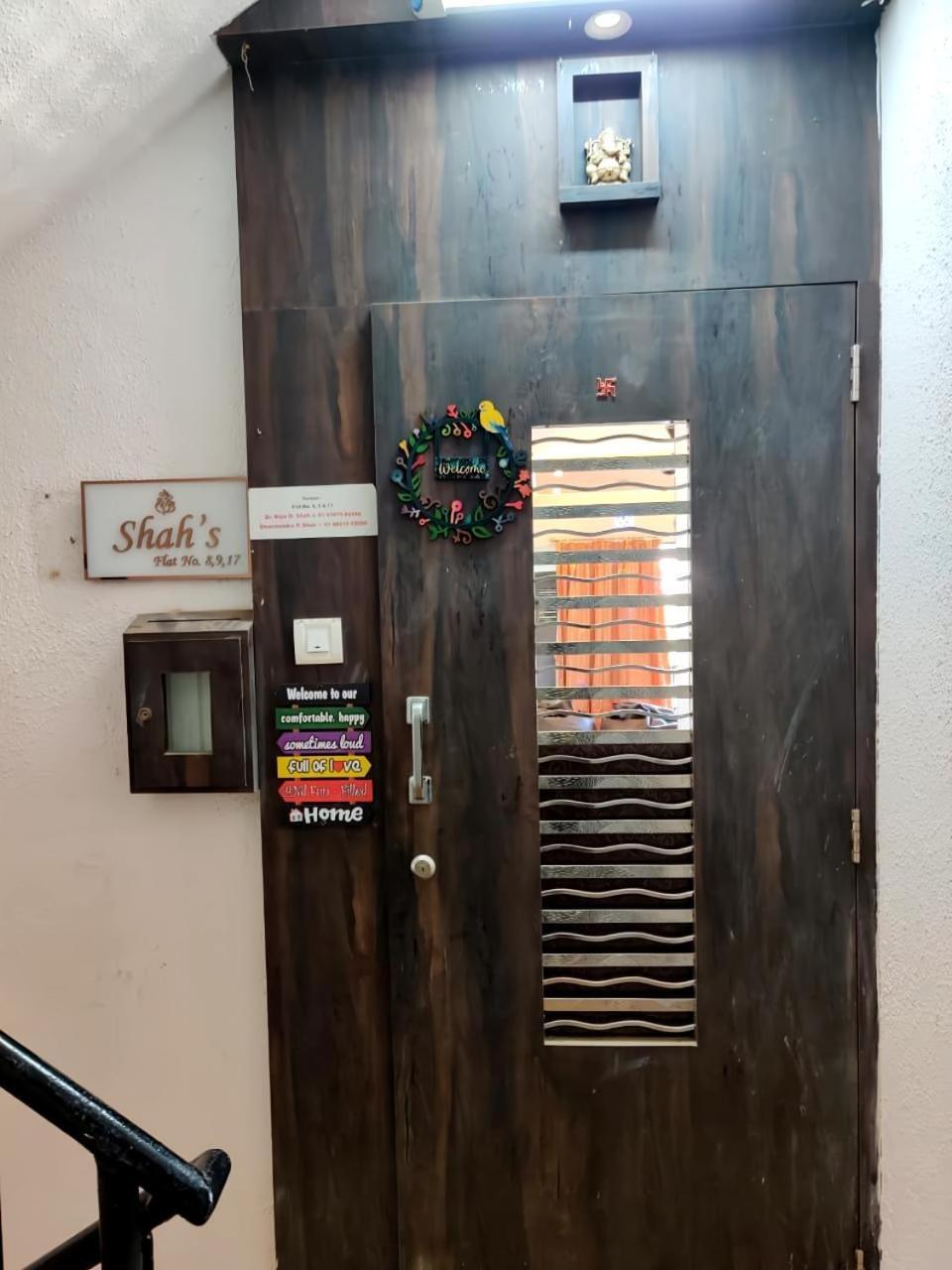 Apartment 3bhk With Ac And Spacious Balcony For Party