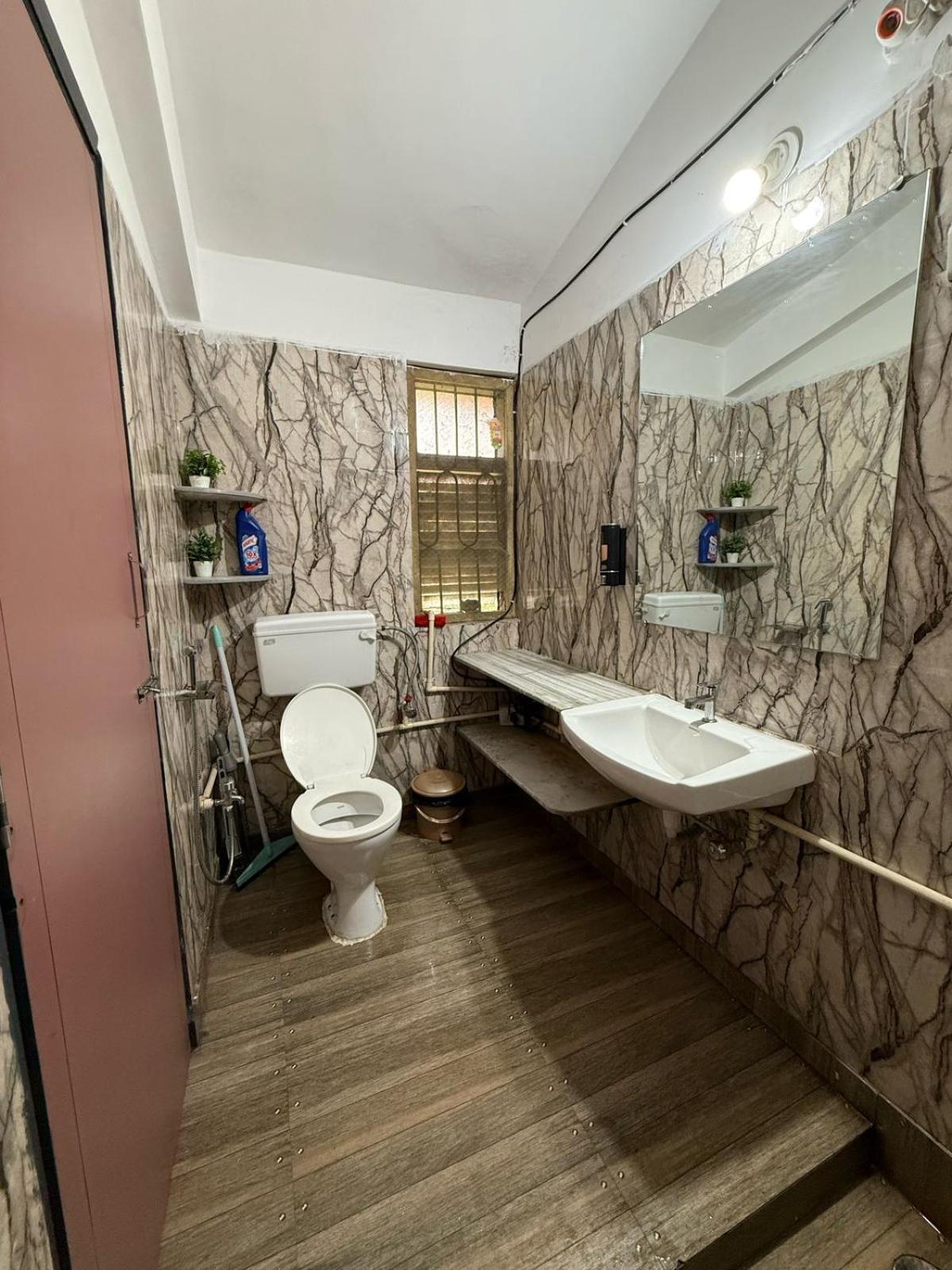 Blue Heaven- 2 Bhk With Private Pool!