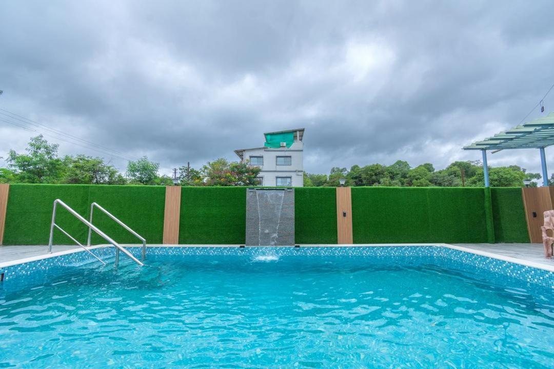 Spacious 3bhk In Villa