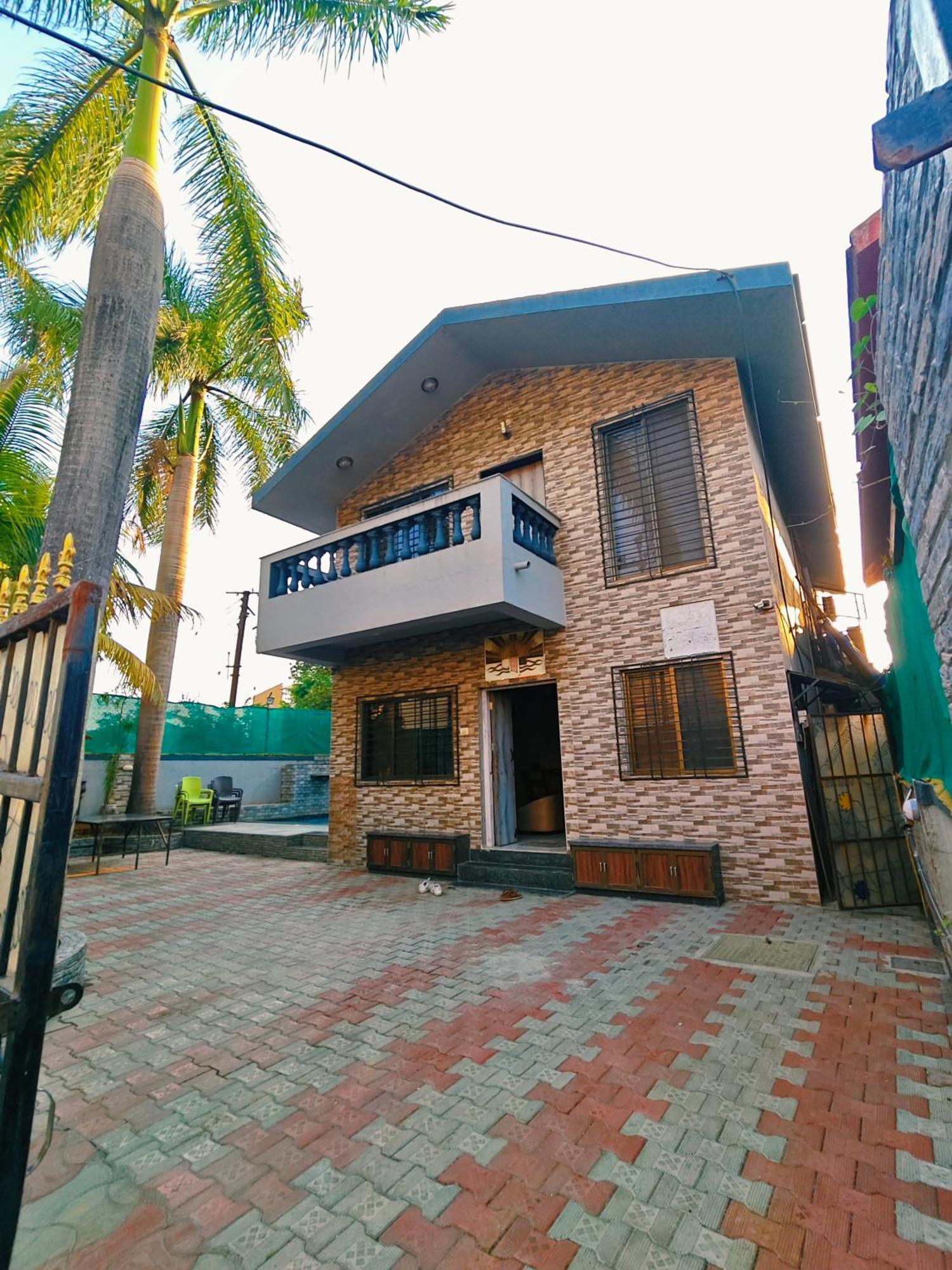Ashirwad Bunglow Villa *