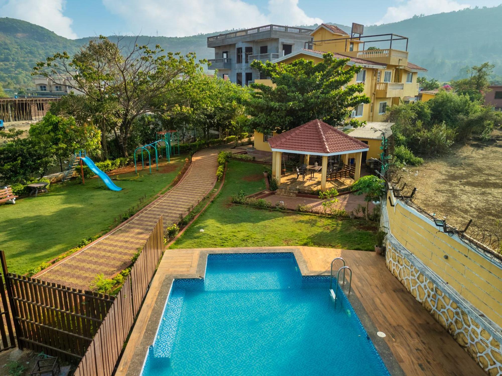 Villa Newly Renovated-farm -6bhk With Pool & Turf Lonavala