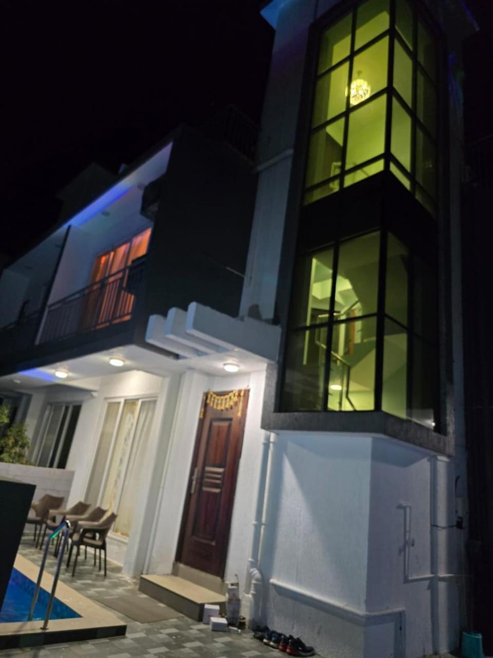 Villa Ak *