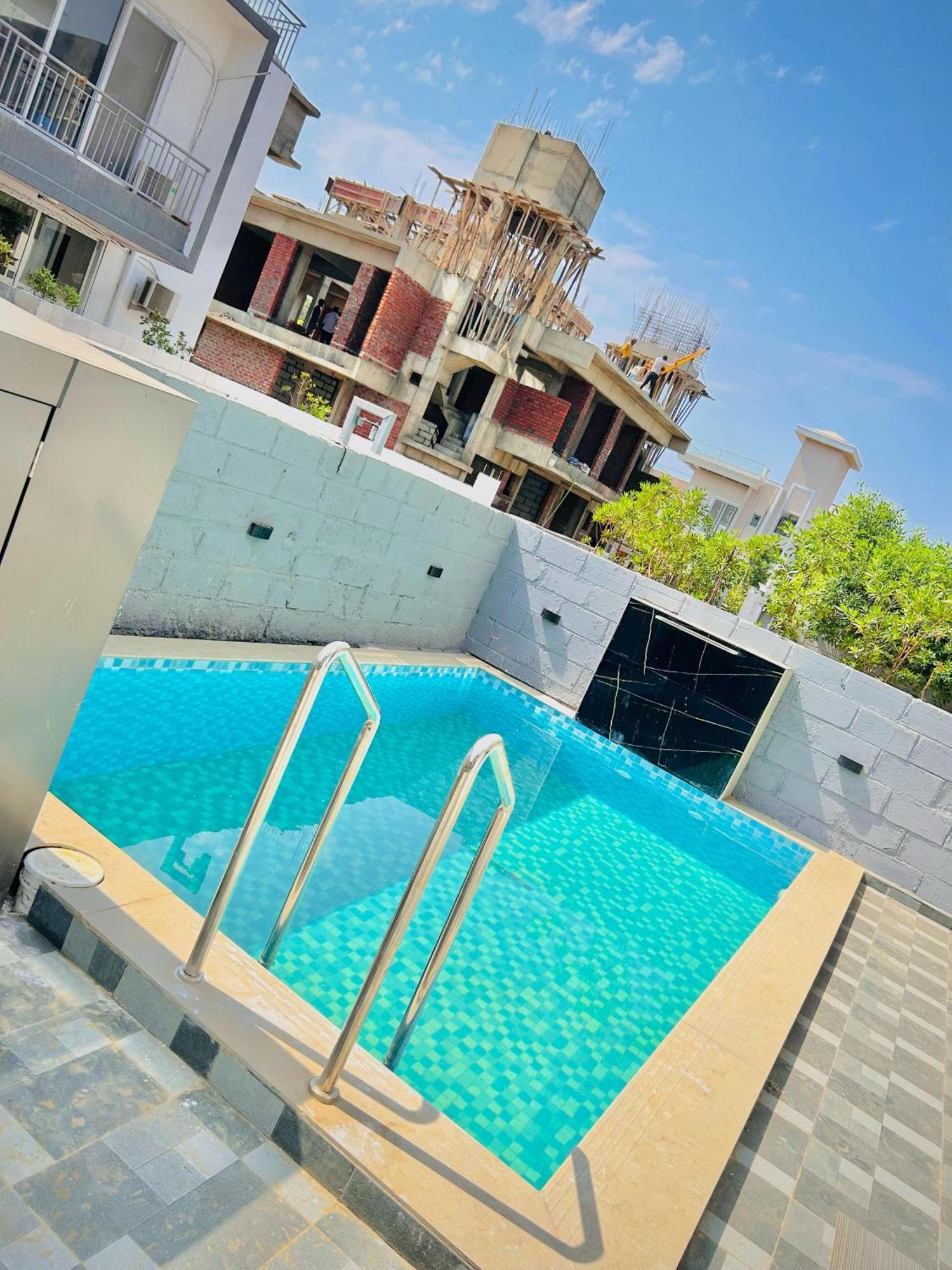 Villa Ak