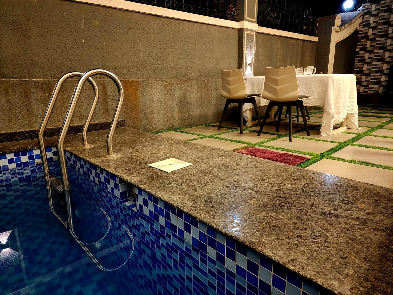 Twilight Ll 9pm Ii Snooker Tab Ii Swimming Pool Ll Ac Ii Bbq Lonavala
