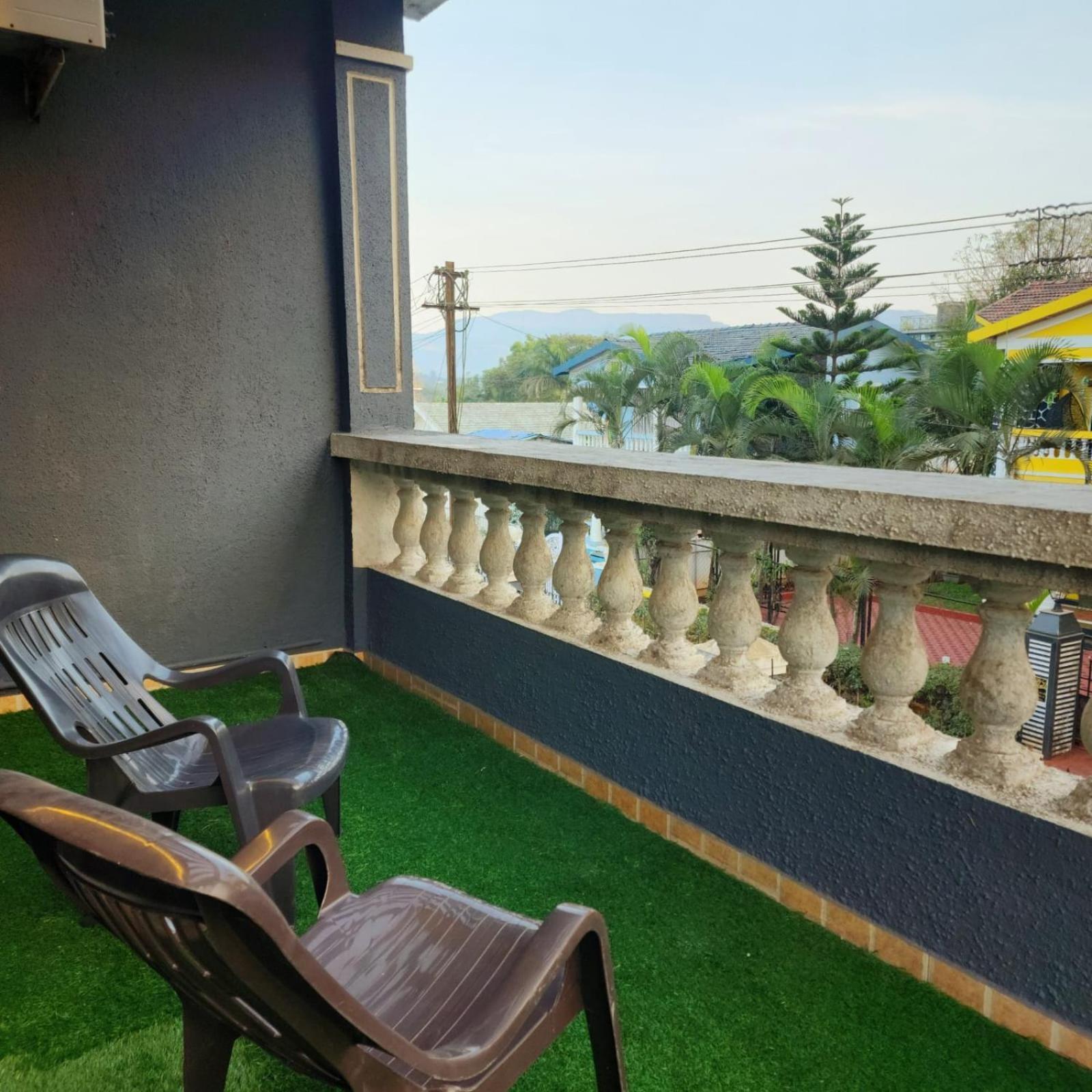 Villa Twilight Ll 9pm Ii Snooker Tab Ii Swimming Pool Ll Ac Ii Bbq Lonavala