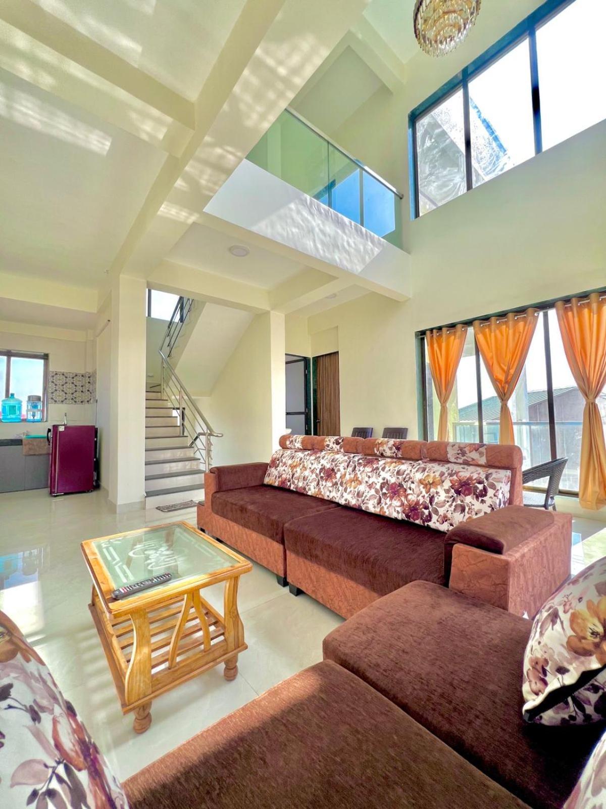 Villa Mountain Gaze - The Dream Ll 4 Ac Ll Big Pvt Pool Ll Hill View