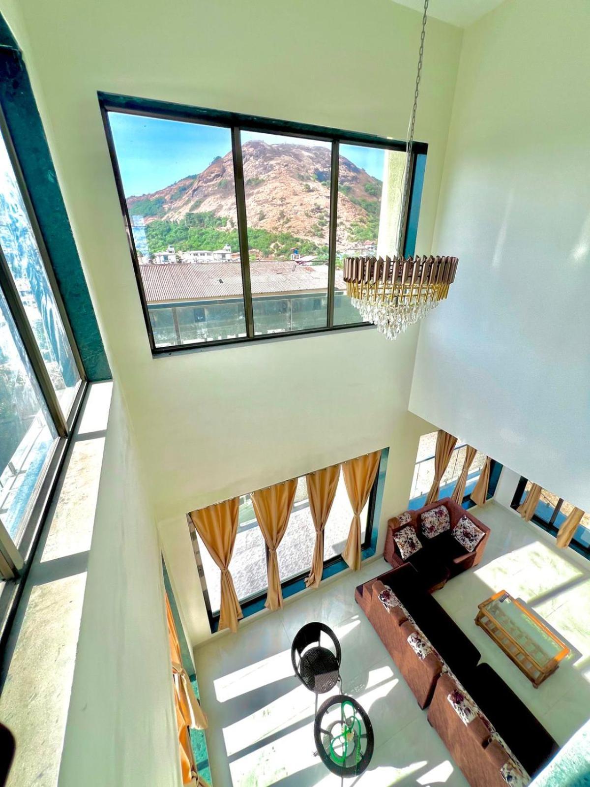Mountain Gaze - The Dream Ll 4 Ac Ll Big Pvt Pool Ll Hill View Villa *
