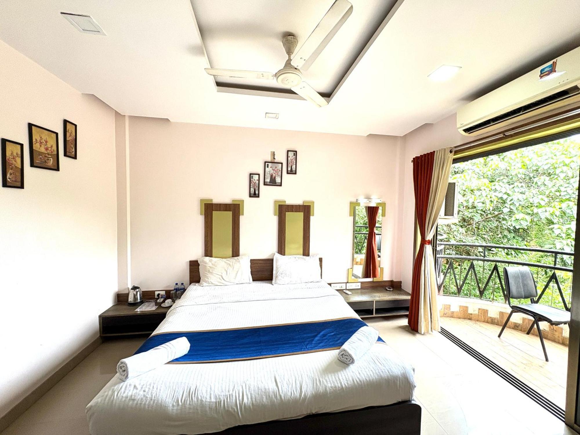 Laxmi Residency * Lonavala