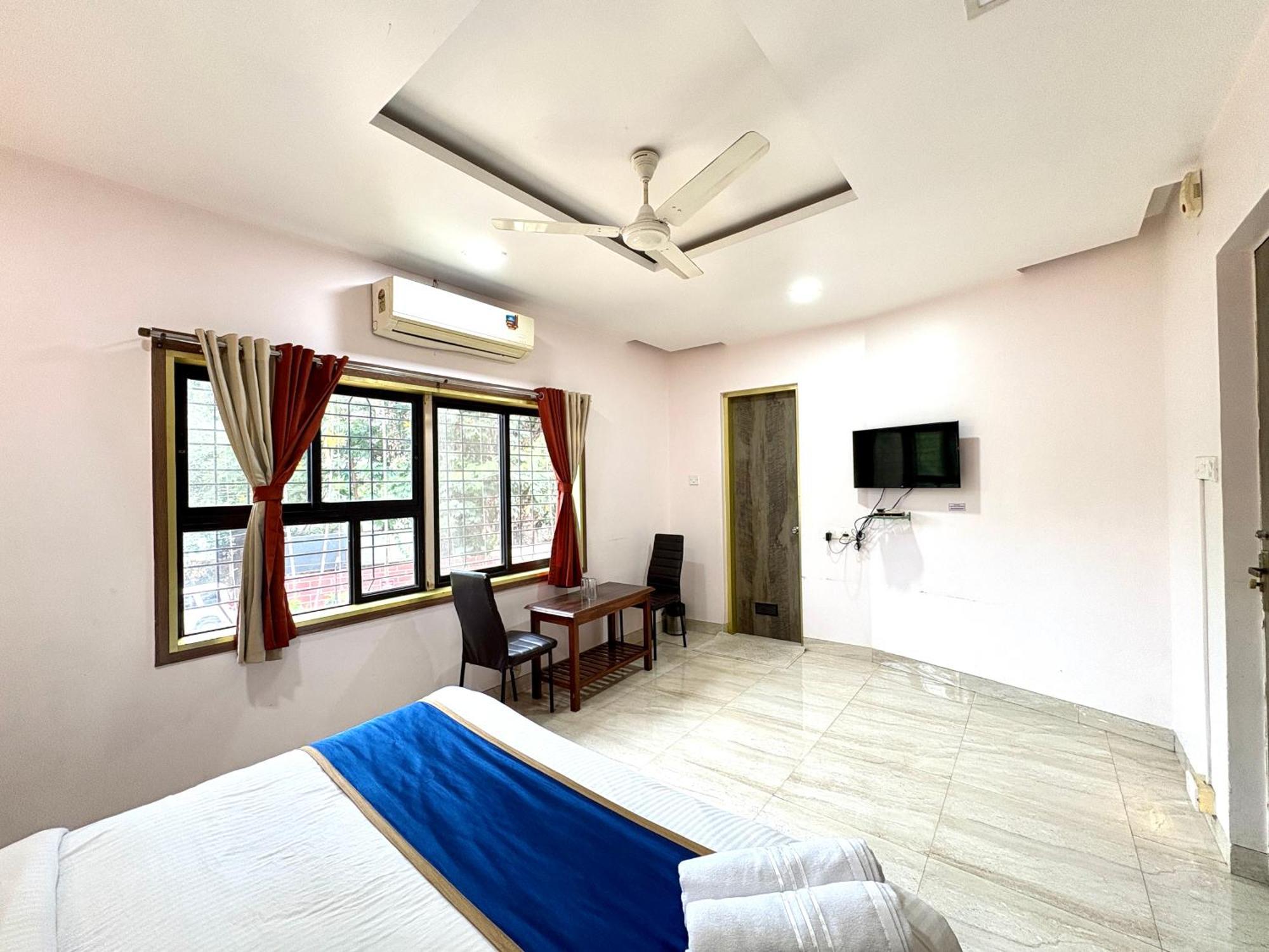 Laxmi Residency Hotel *