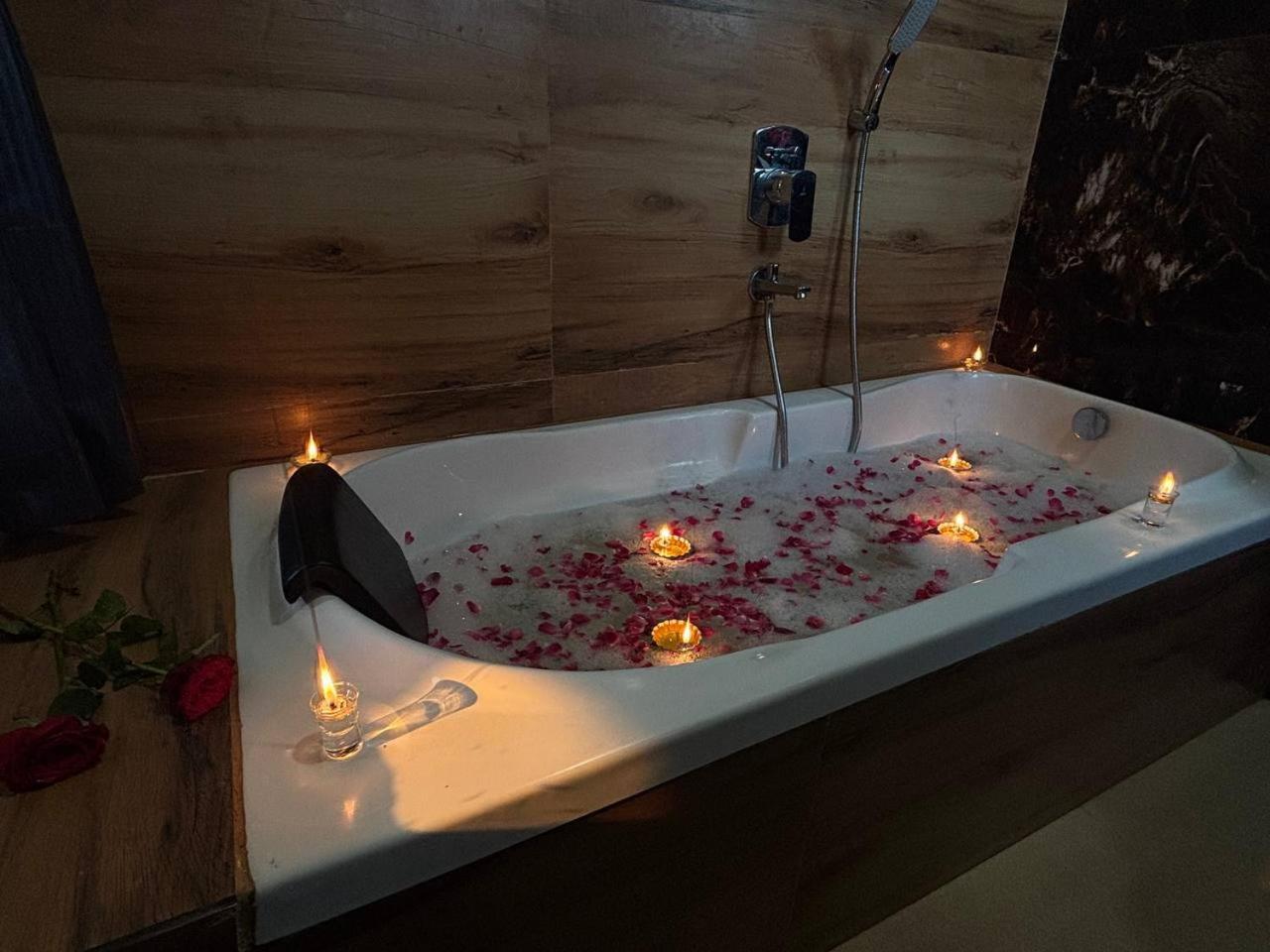 Villa Amy Luxury 5bhk With Private Swimming Pool Lonavala