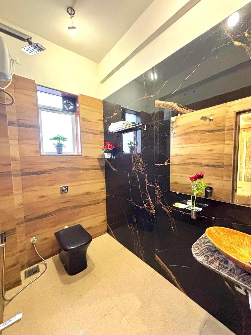 Amy Luxury 5bhk With Private Swimming Pool Lonavala