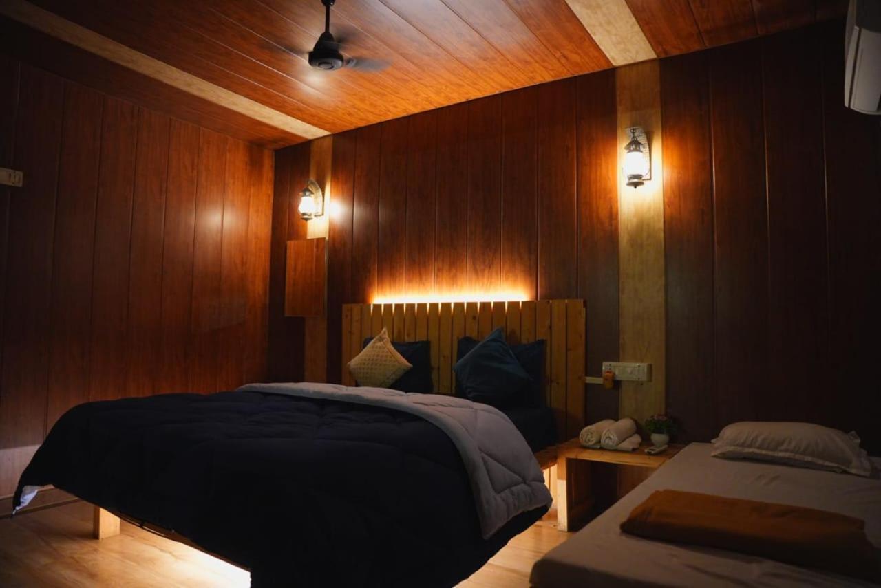 Villa Pinewood 6bhk, Pawna By Country Escape *