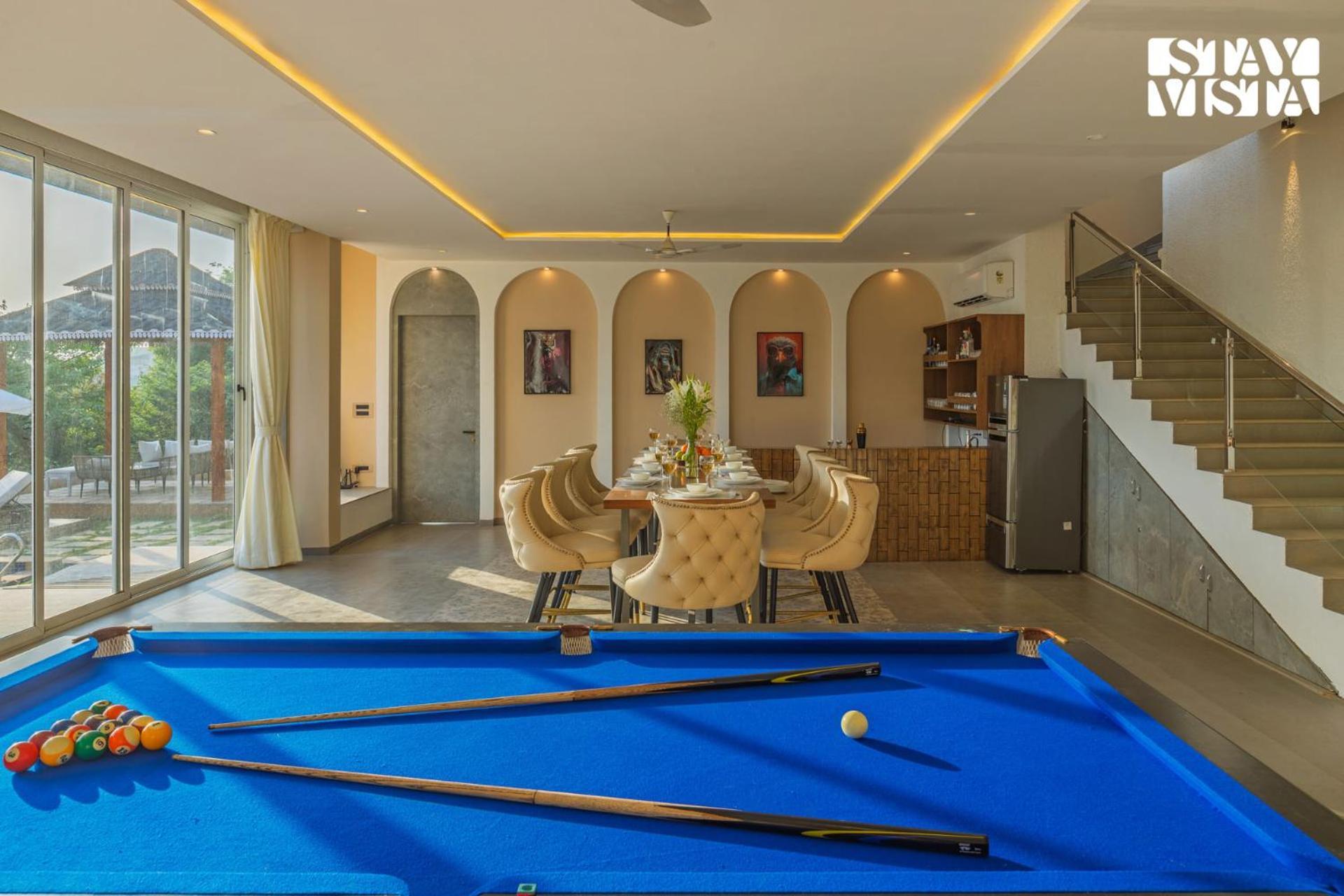 Villa Stayvista At Eleve With Bonfire, Pool