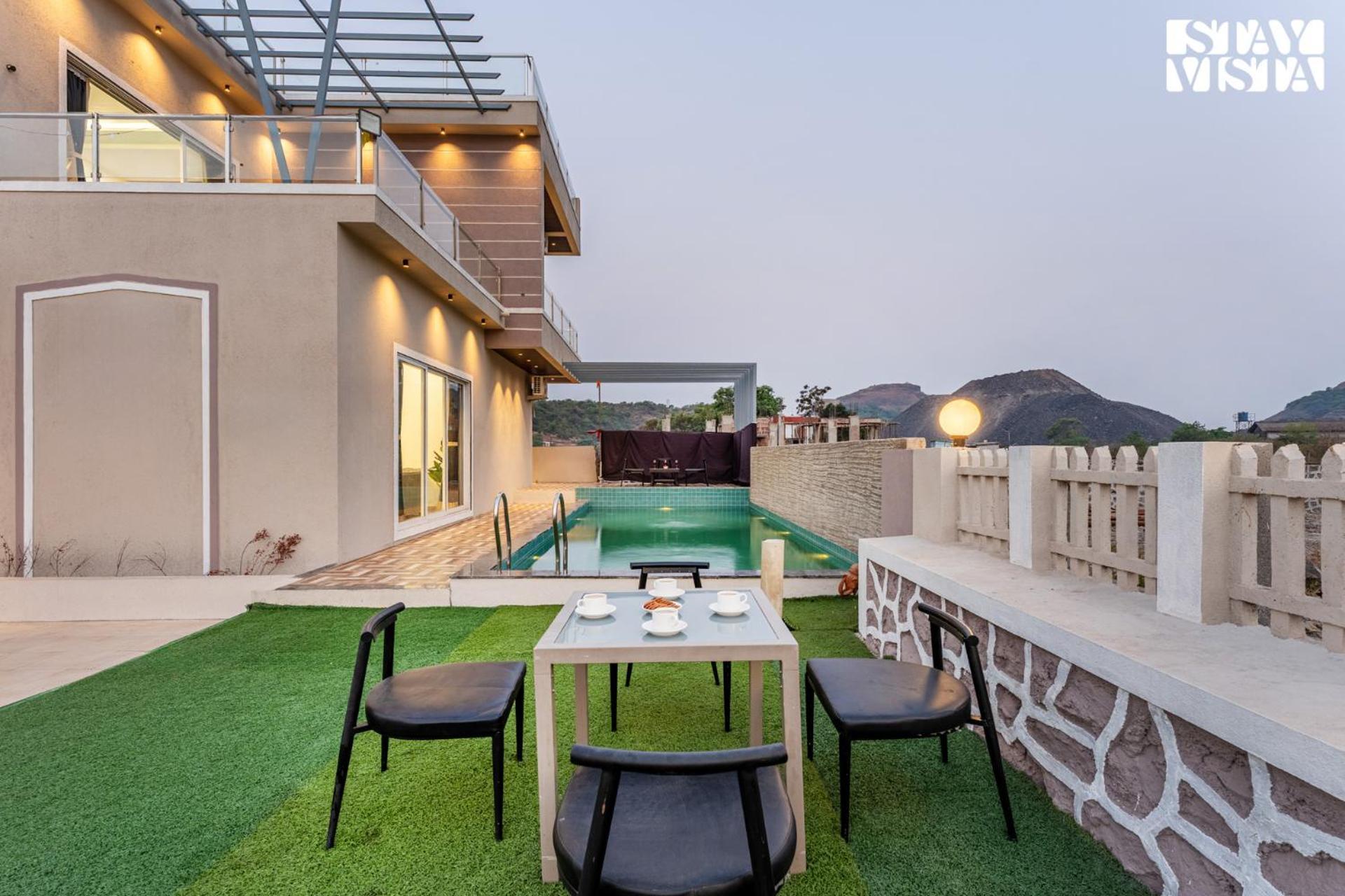 Villa Stayvista At Rising House With Pool, Wi-fi, Bbq Lonavala