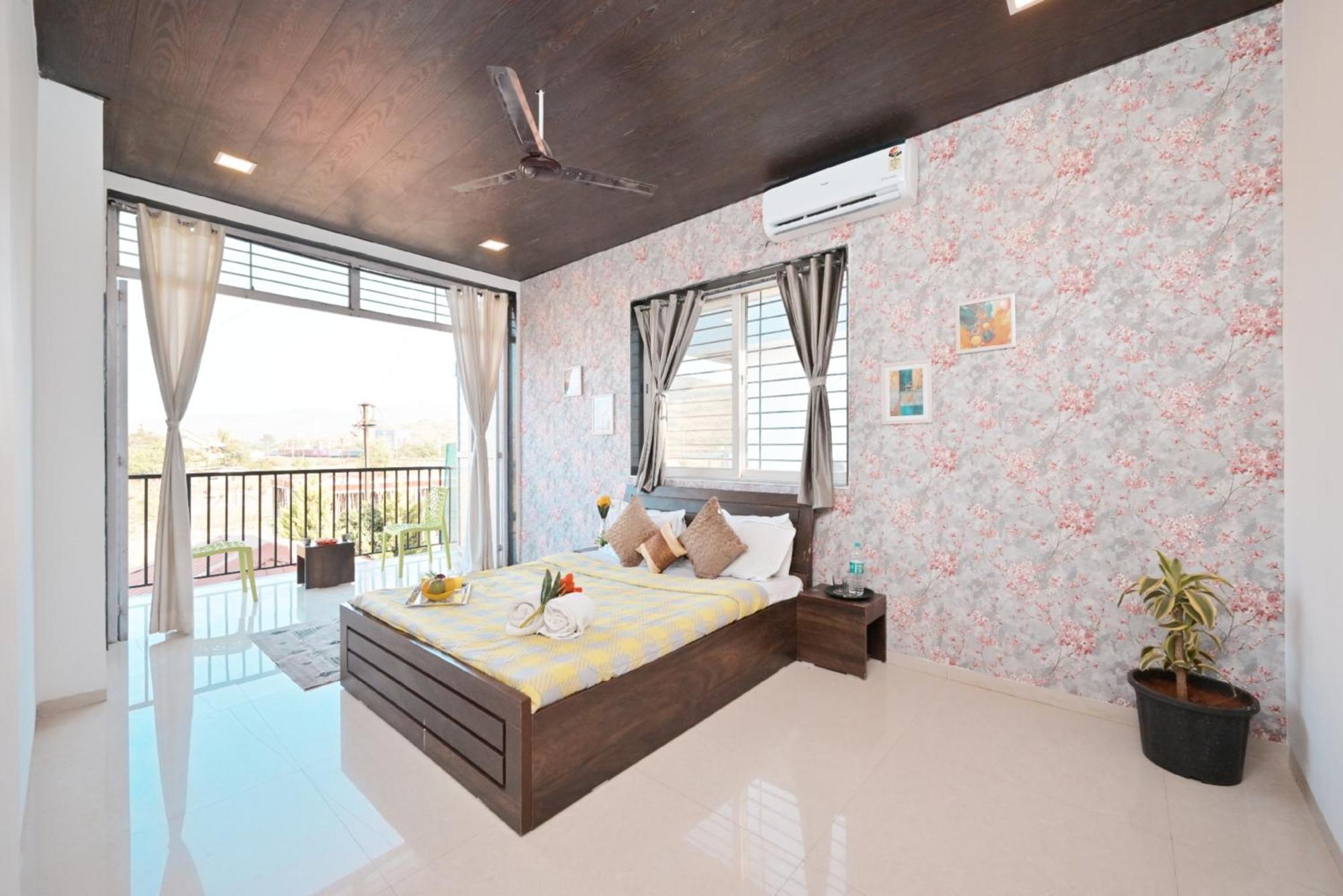 Villa Ll Empyrean Ll Mystical Stone Ll 4bhk Ll Ac Ll Private Pool Ll Lonavala