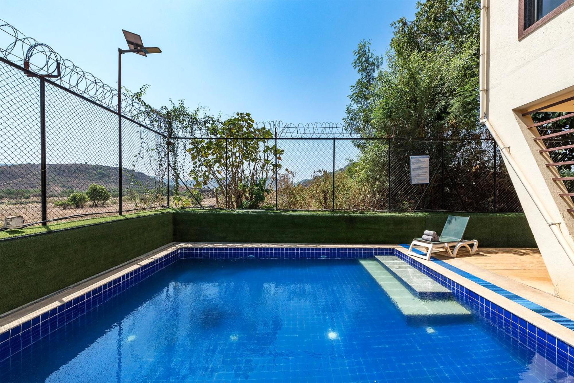 Villa Cosmicstays The Luxe Oasis Private Pool & Bar In Lonavala