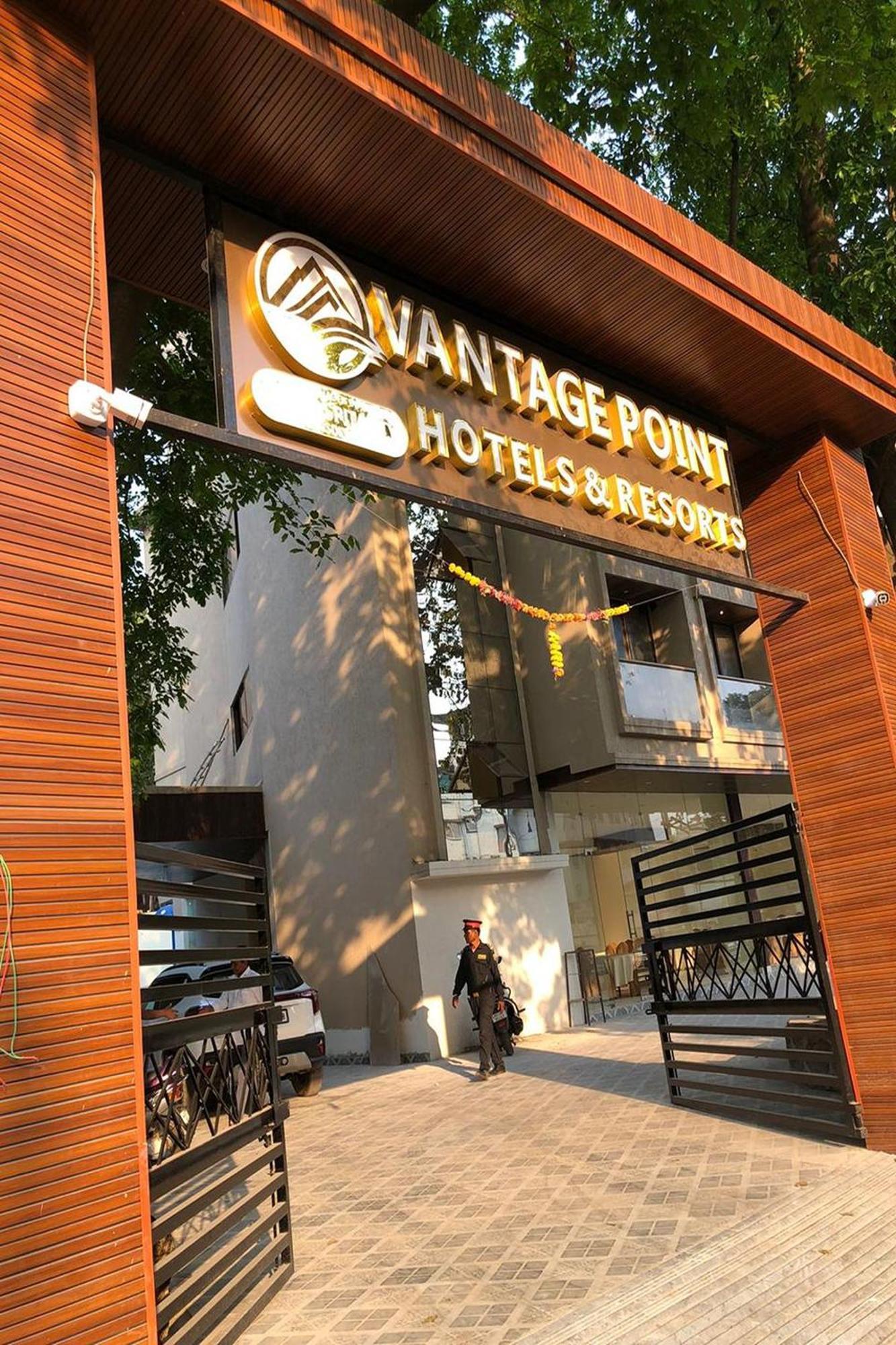 Vantage Point & Hotel Lonavala