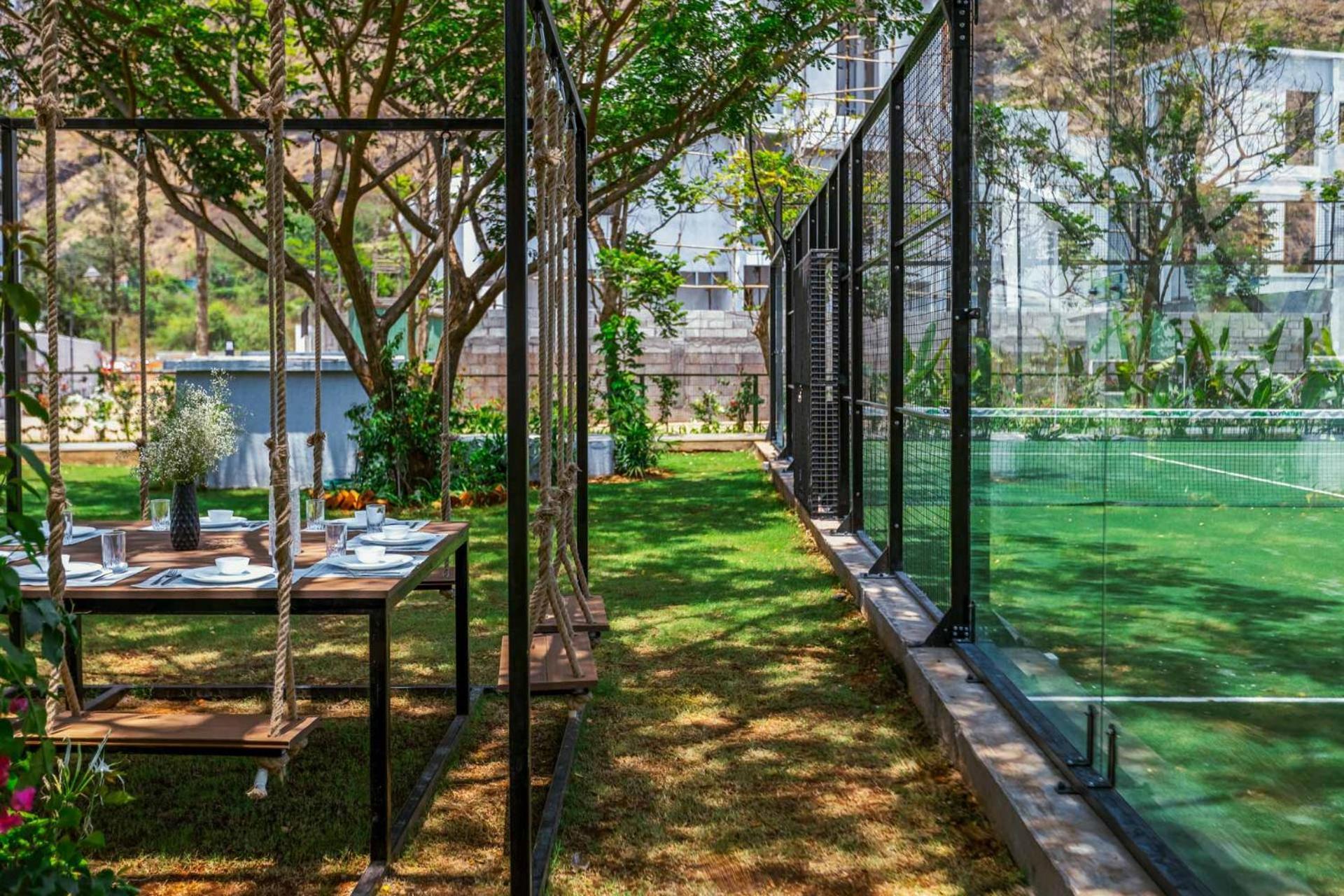 Stayvista's The Annex - Cozy Retreat With Inviting And A Private Plunge Pool