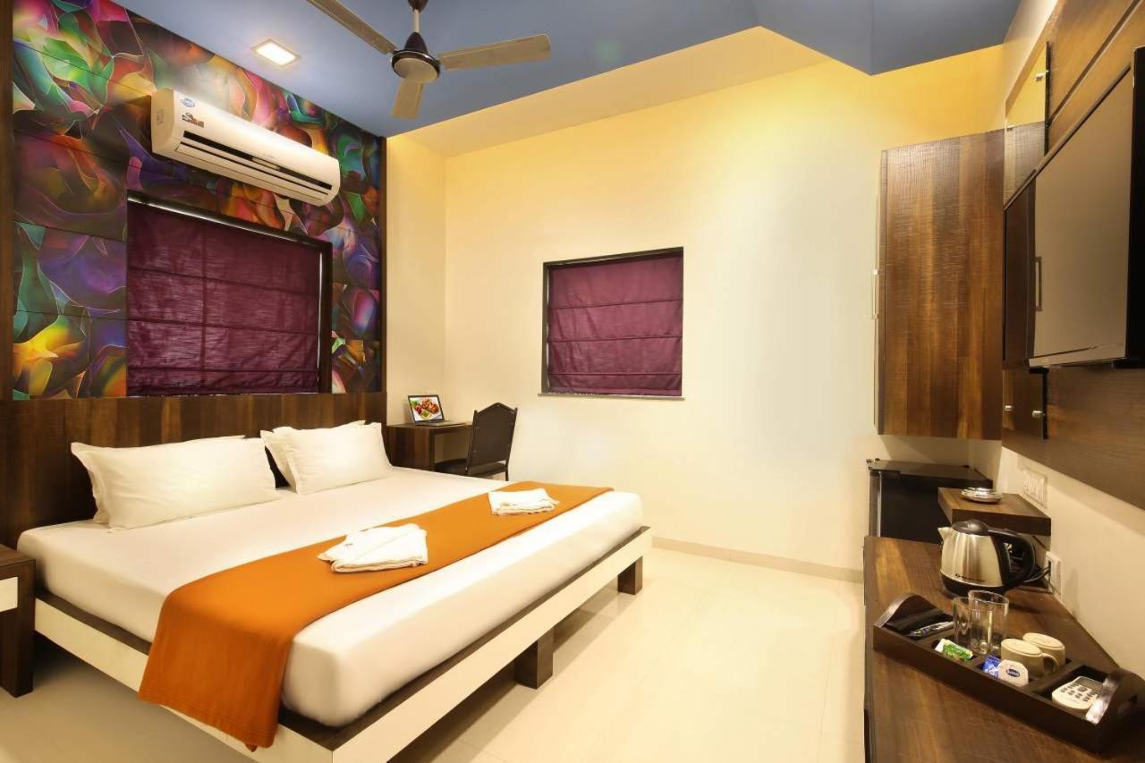 Hotel Lonavla Hotel 3*