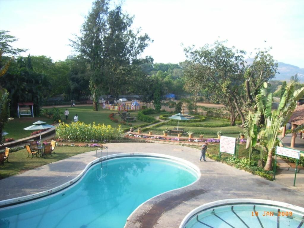 Hotel Biji's Hill Retreat Lonavala