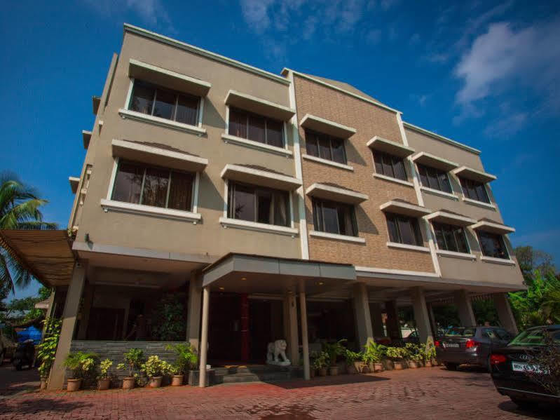 Sunnys Retreat 3* Lonavala