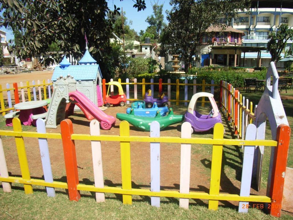 Hotel Biji's Hill Retreat