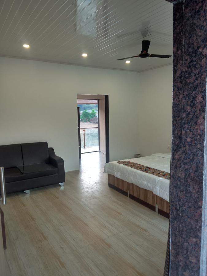 Hotel The Bougainvillea Lonavala