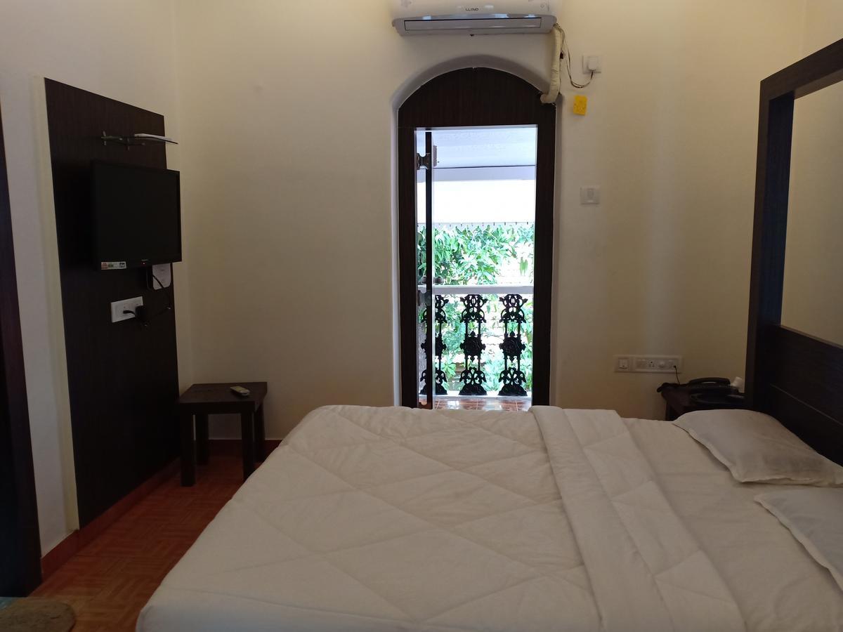 Oyo 11395 Ritz Heritage Lonavala