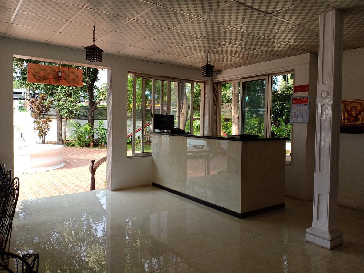 Oyo 11395 Ritz Heritage Lonavala