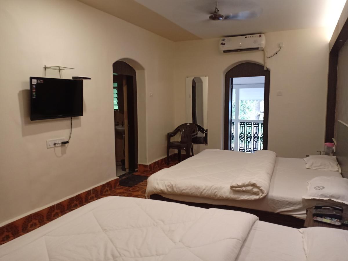 Oyo 11395 Ritz Heritage 2* Lonavala