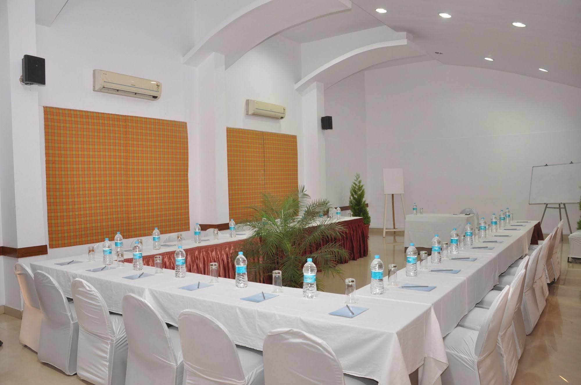 Valvan Village Hotel Lonavala
