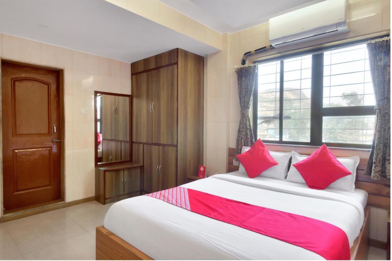 Oyo 11423 Royal Darbar Hotel Lonavala