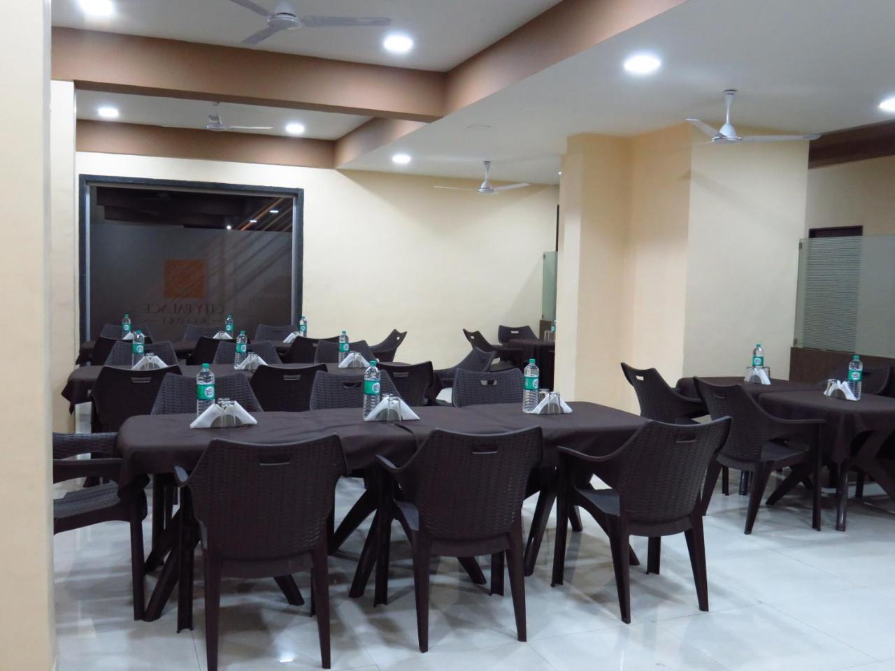 Palace 2* Lonavala