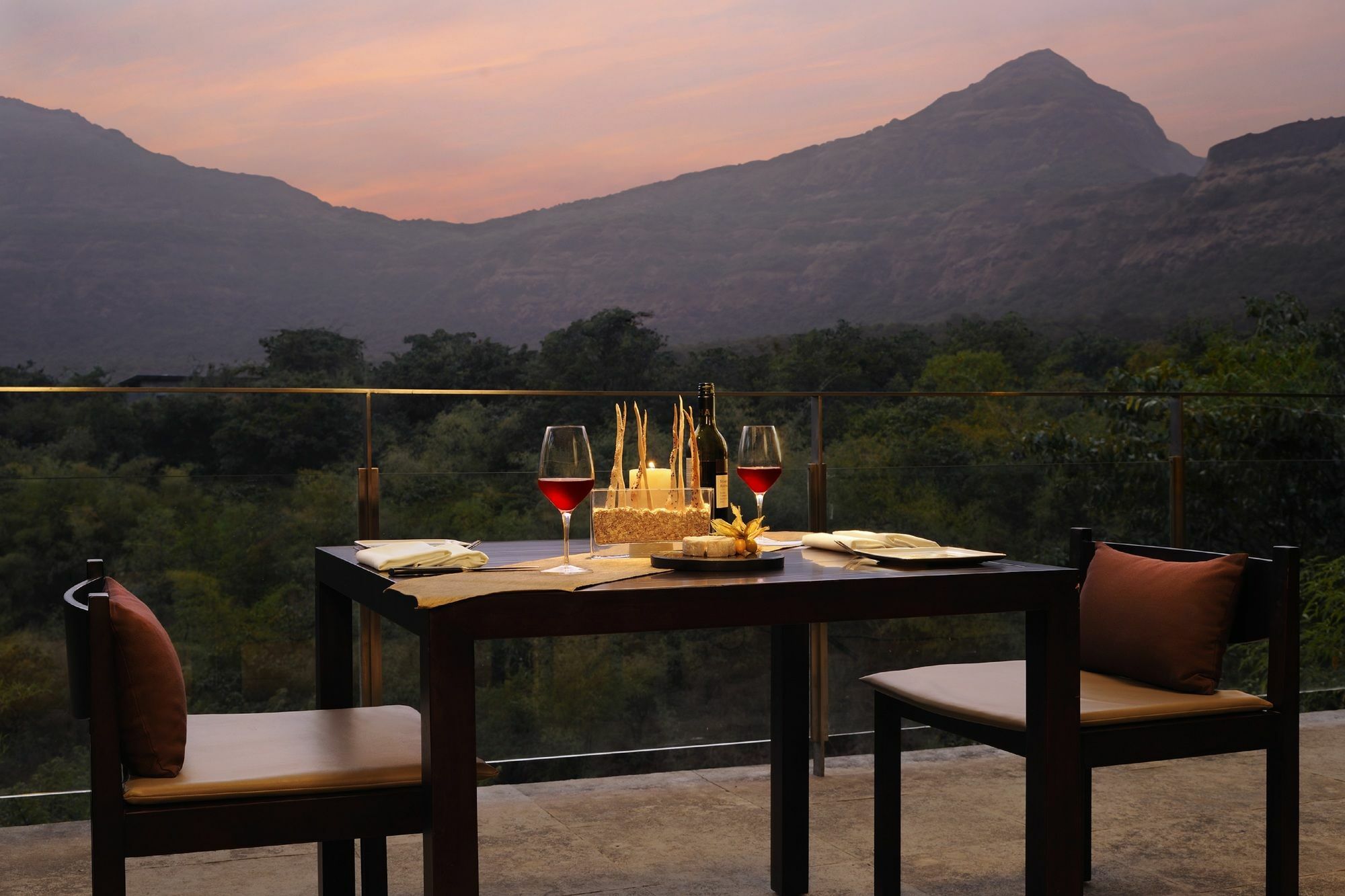 Resort Dharana At Shillim Luxury Wellness Retreat Lonavala