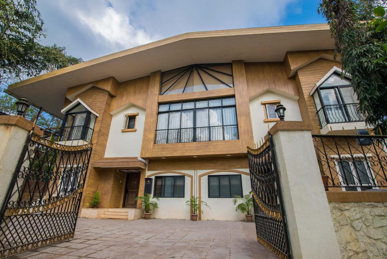 Villa Stayvista's Maximus - City-center With Private Pool, Gazebo, Games & Projector Lonavala